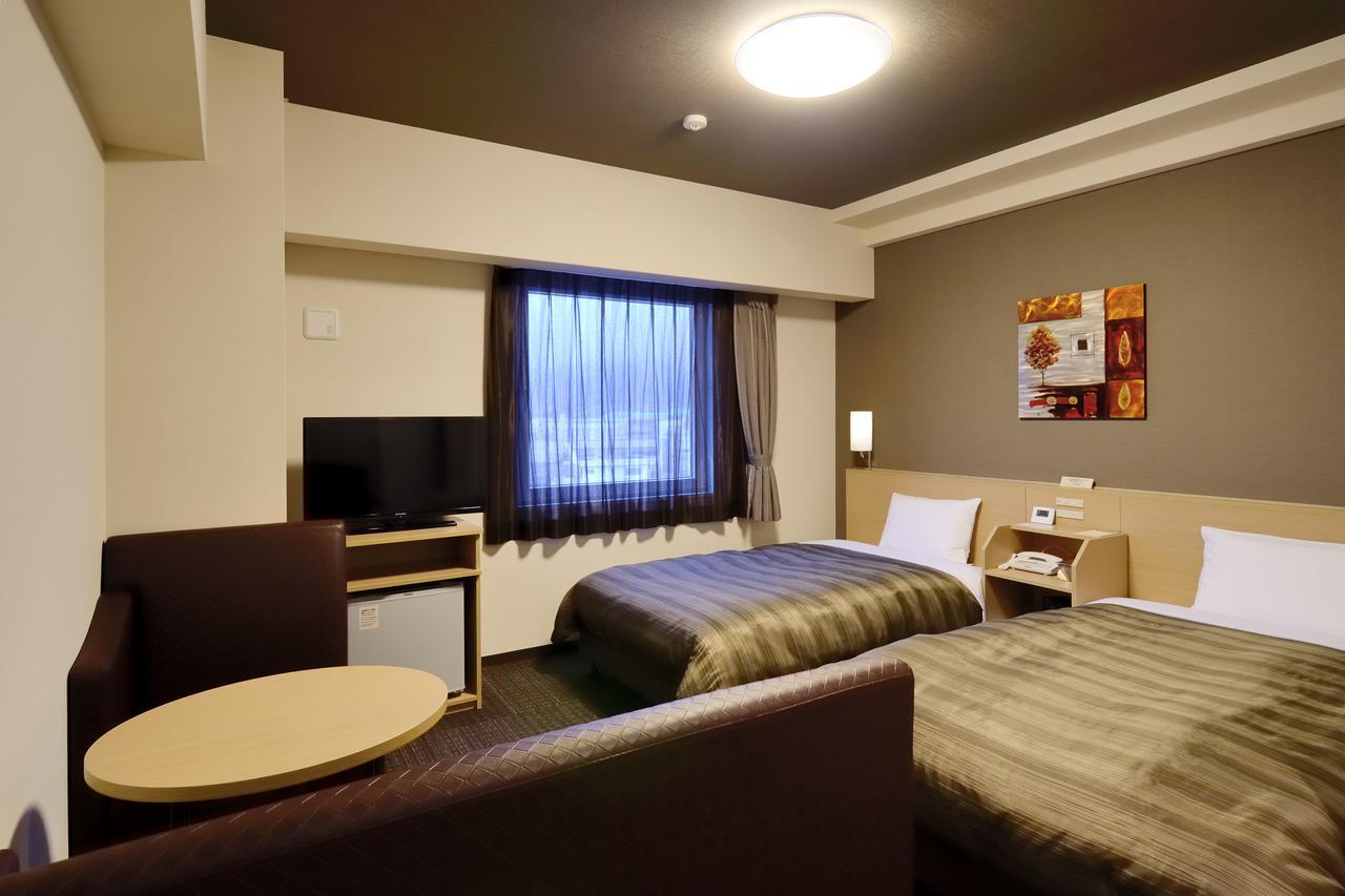 Hotel Route-Inn Fuji Chuo Koen Higashi Екстериор снимка